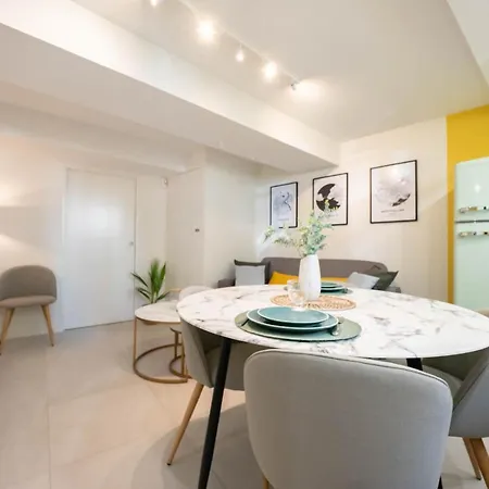 Apartment Le Petit Olivier En Coeur De + Parking Incl. Montpellier